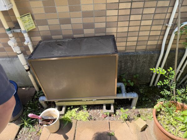 既存の浄水器。フィルターをもう何年も変えていないそう。